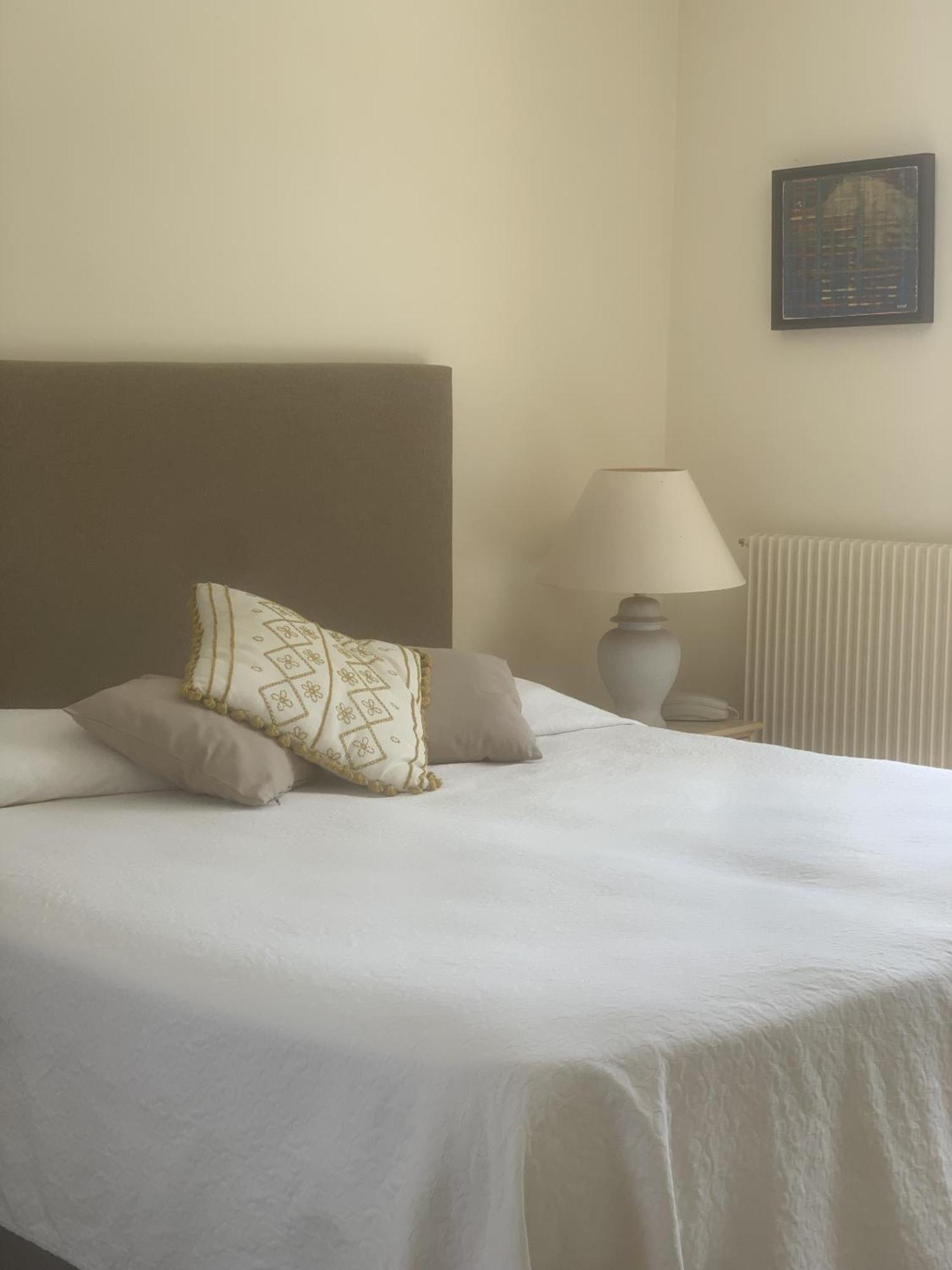 Hotel La Boulangerie Grimaud Rum bild